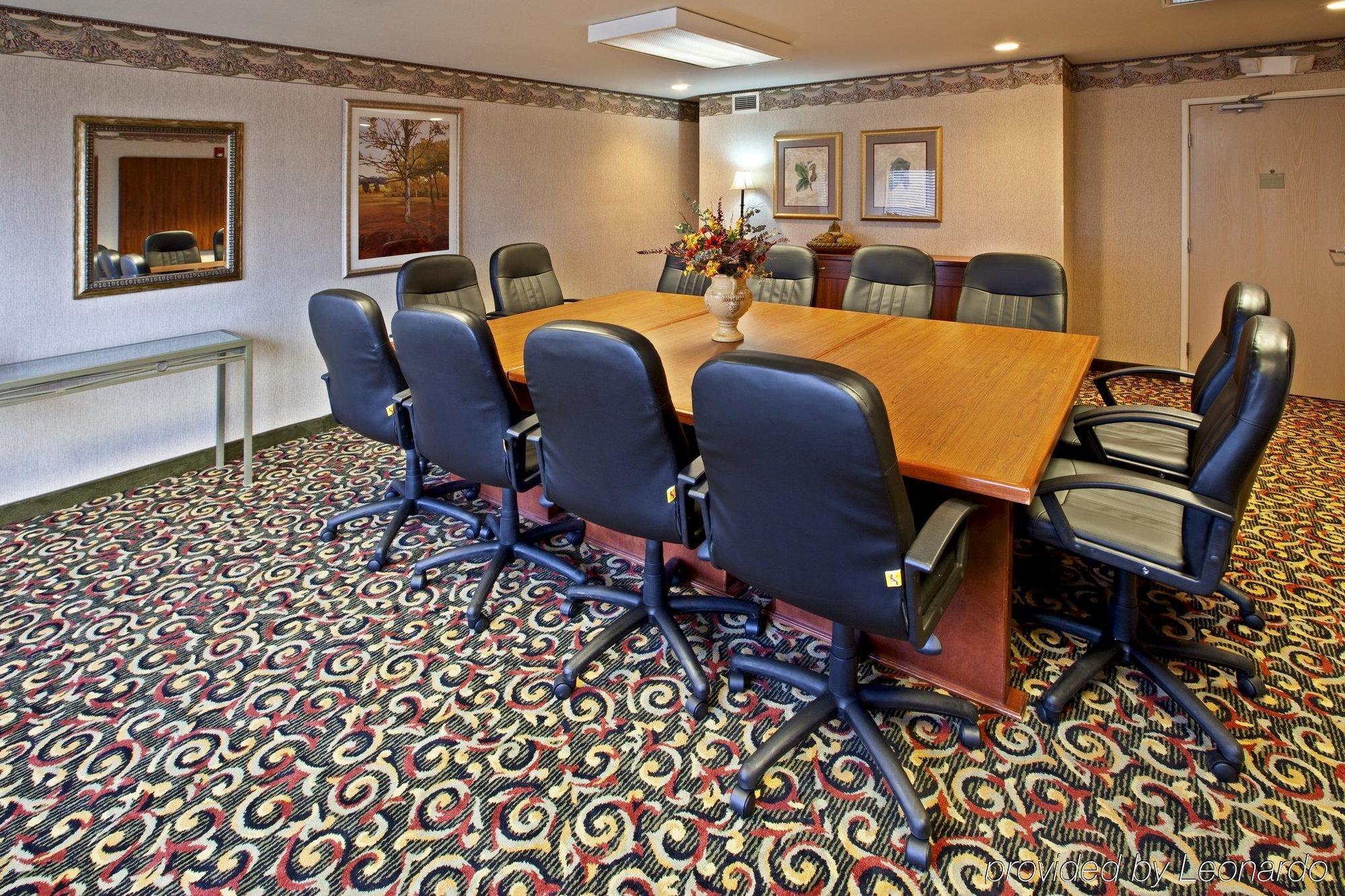 Hotel Baymont By Wyndham Litchfield Einrichtungen foto