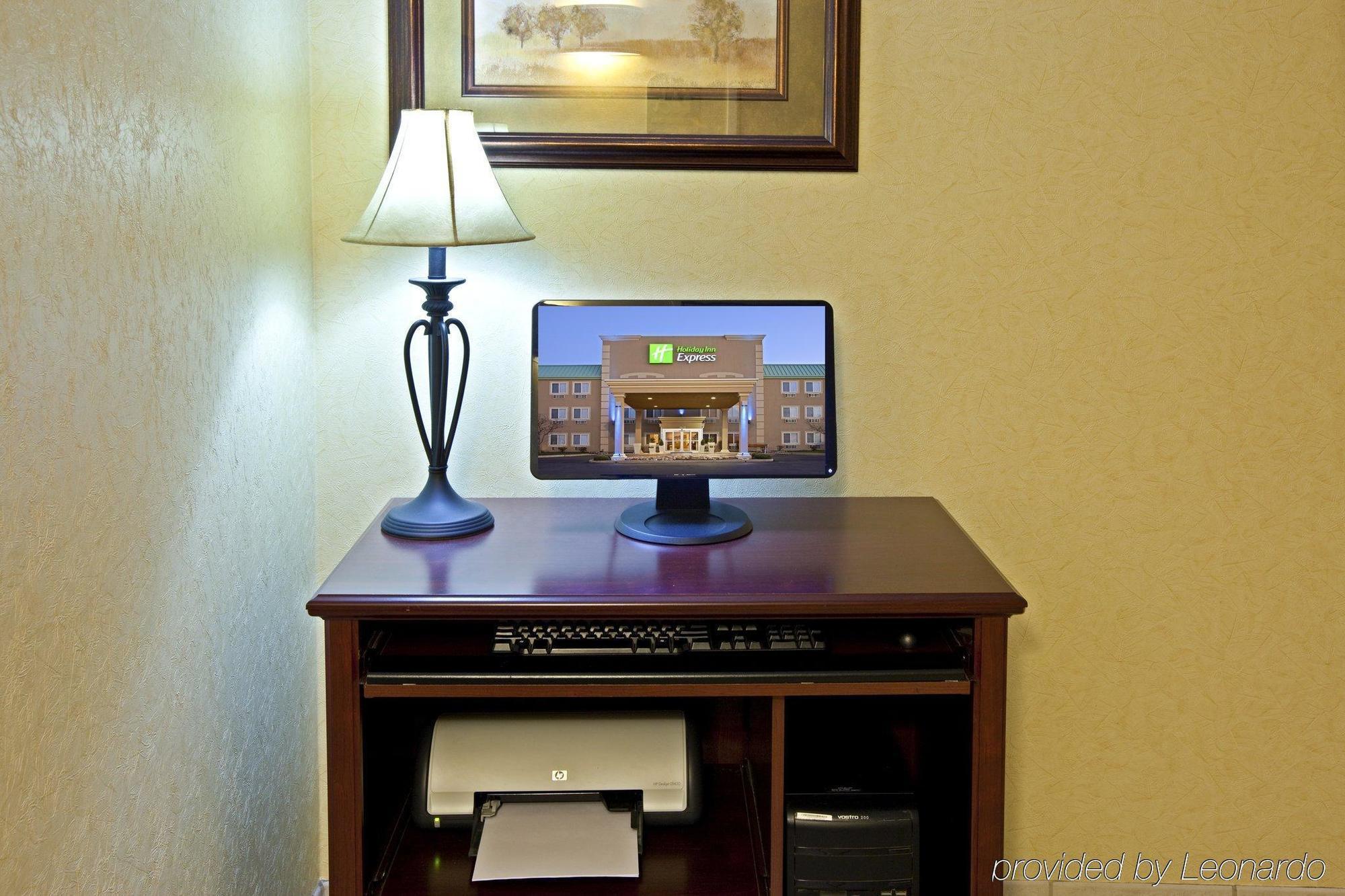 Hotel Baymont By Wyndham Litchfield Einrichtungen foto